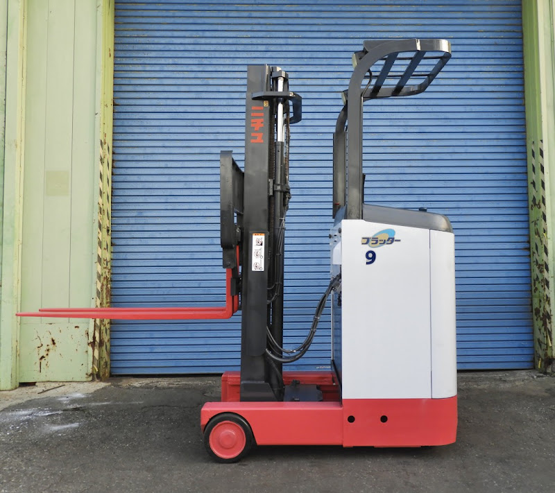 NICHIYU FBRM9 900kg Reach truck forklift in Gunma