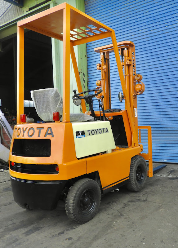 TOYOTA 2FGL7 700kg Gas/LPG Forklift in Gunma