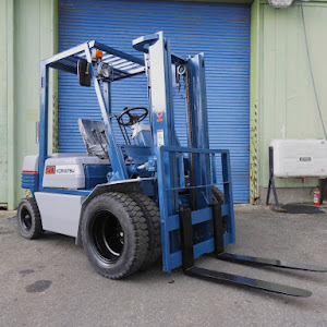 KOMATSU FD20-11 2 Ton Diesel Forklift in Gunma