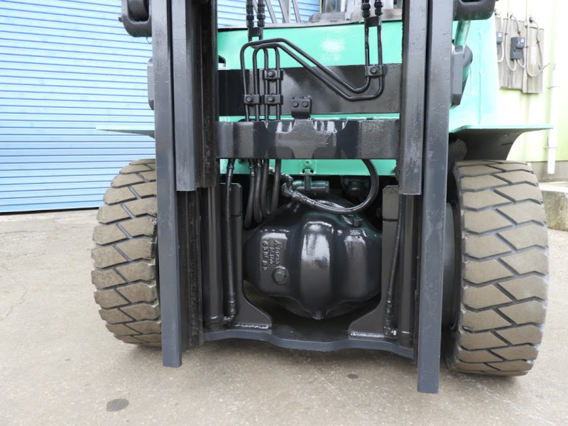 MITSUBISHI KFB25 2.5 Ton Electric forklift in Gunma