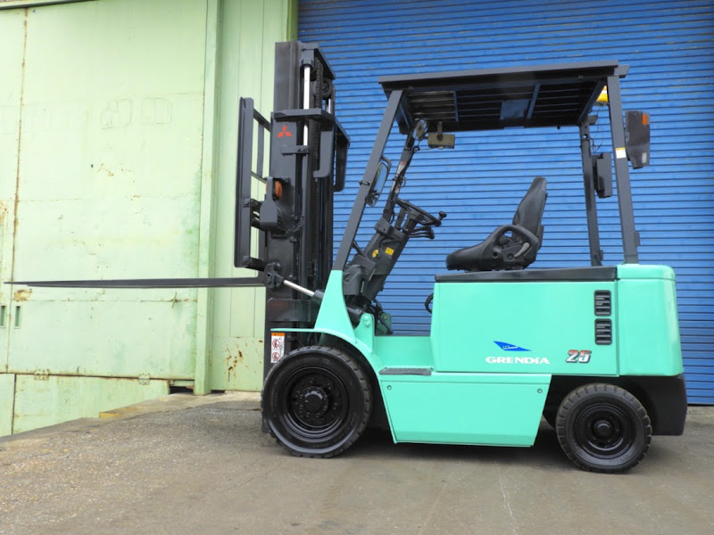 MITSUBISHI KFB25 2.5 Ton Electric forklift in Gunma