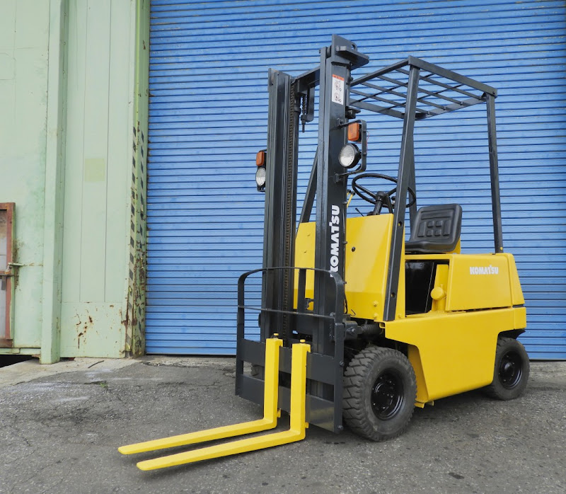 KOMATSU FG09-2 900kg Gas/LPG Forklift in Gunma