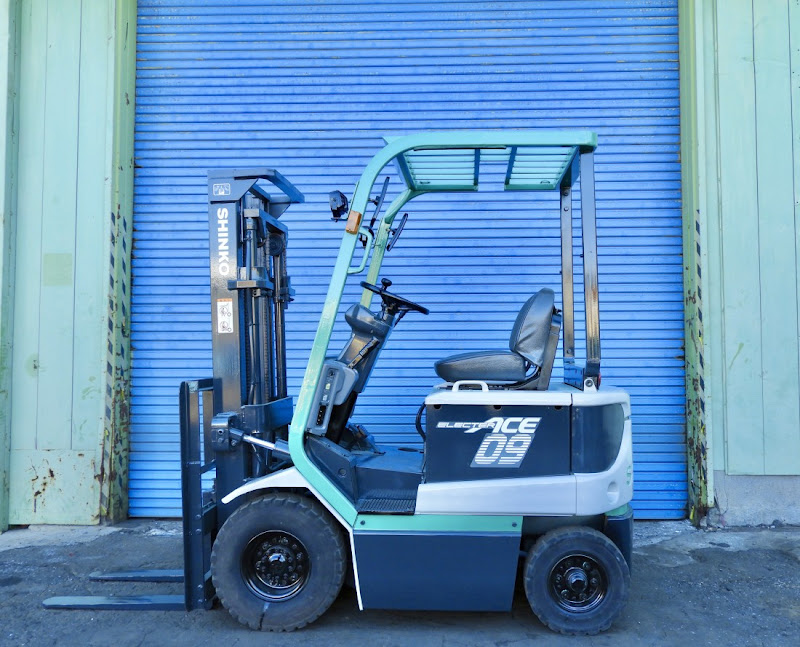 SHINKO FB09 900kg Electric forklift in Gunma