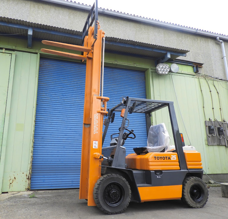 TOYOTA 5FGL25 2.5 Ton Gas/LPG Forklift in Gunma