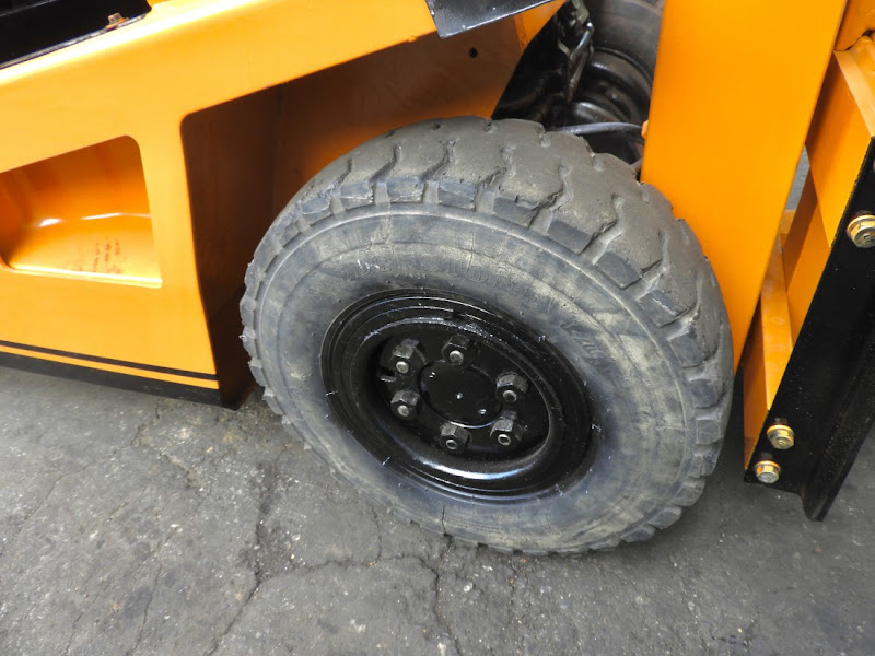 TOYOTA 4FGL15 1.5 Ton Gas/LPG Forklift in Gunma