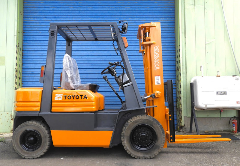 TOYOTA 5FGL25 2.5 Ton Gas/LPG Forklift in Gunma