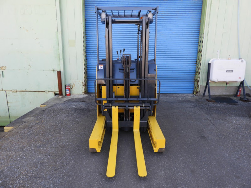 KOMATSU FB15RL-15 1.5 Ton Reach truck forklift in Gunma